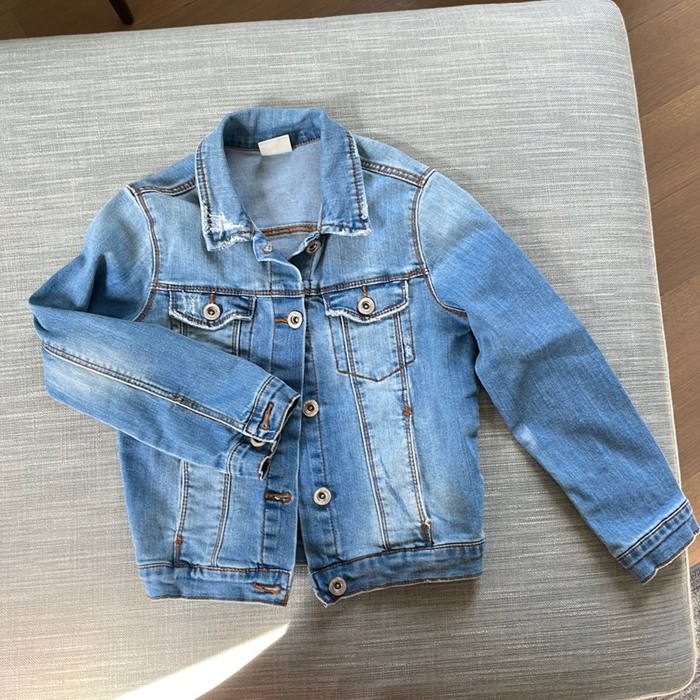 Zara girls Jean jacket never worn size 8